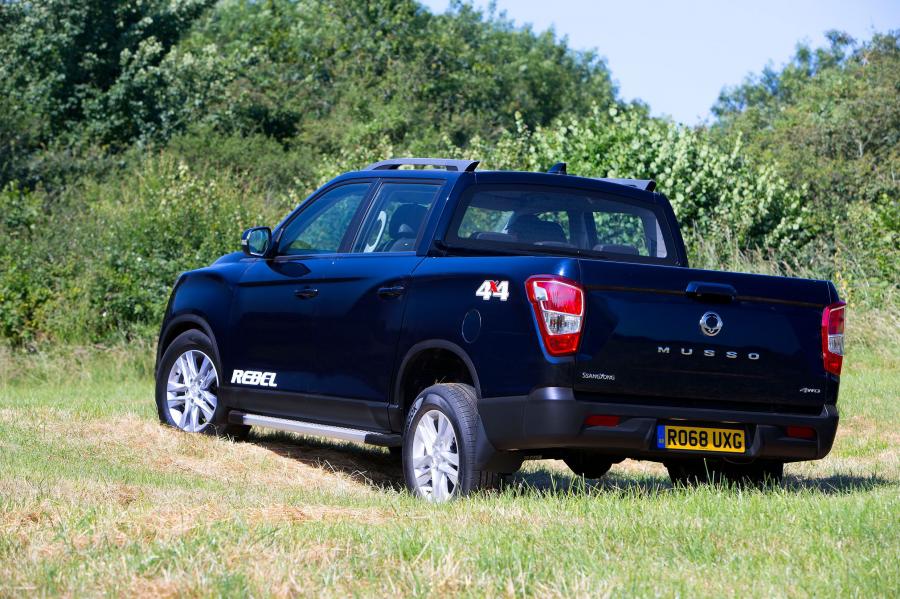  SsangYong Musso Rebel 2018 года  (UK) (фото 12 из 15)